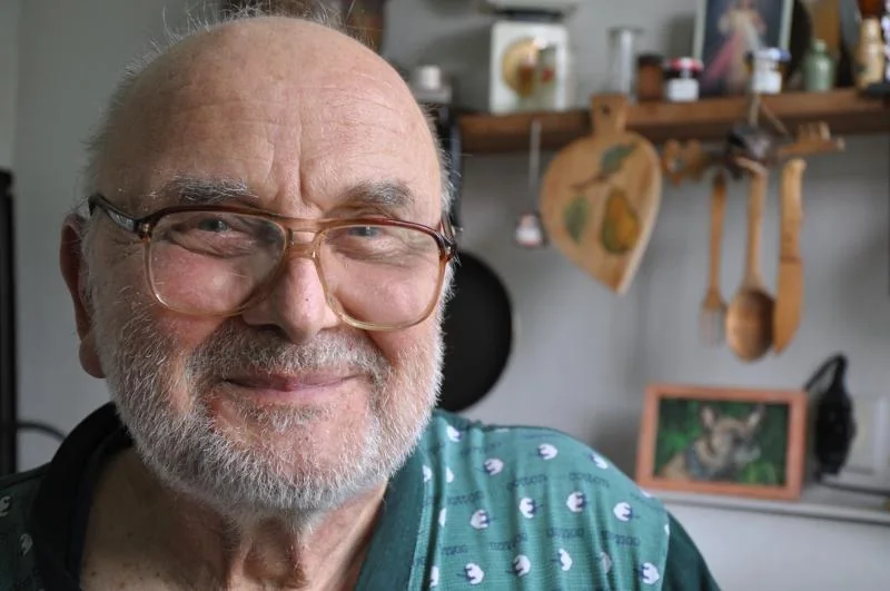 Andrzej Ruprecht smiling at home